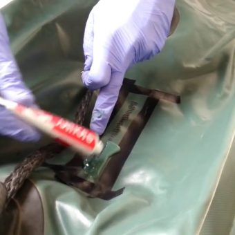 How to properly glue an inflatable rubber or pvc boat